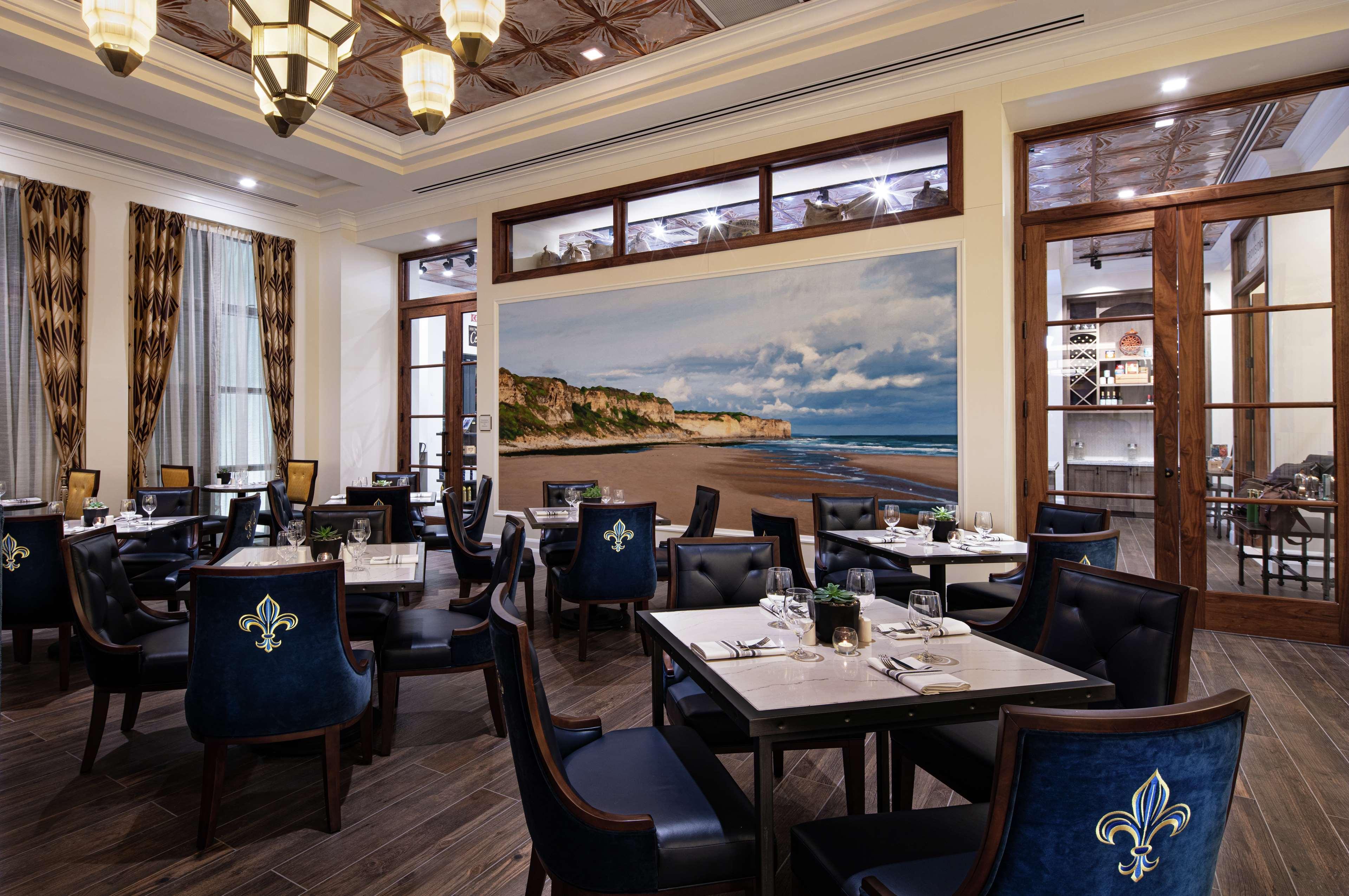 The Higgins Hotel New Orleans, Curio Collection By Hilton Exterior foto
