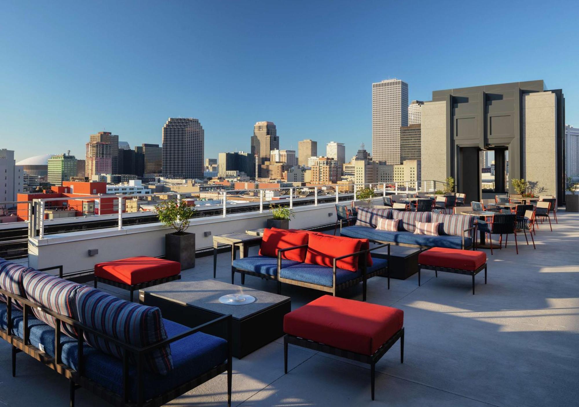 The Higgins Hotel New Orleans, Curio Collection By Hilton Exterior foto